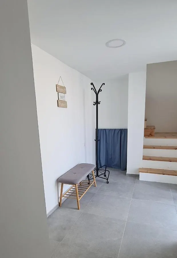 House Mutvoran Apartment