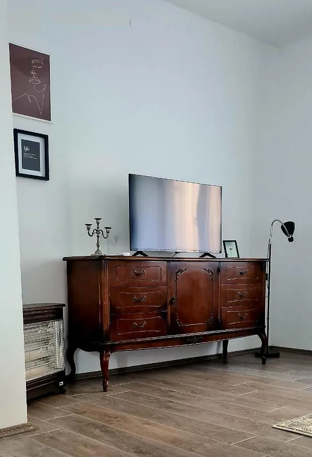 House Mutvoran Apartment